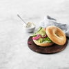 43869_Bagel_Plain_med_fA_rskost_och_avokado_web.jpg